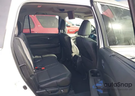 2021 Honda Pilot 2Wd Touring 8 Passenger z USA, uszkodzony, nr VIN 5FNYF5H97MB023526